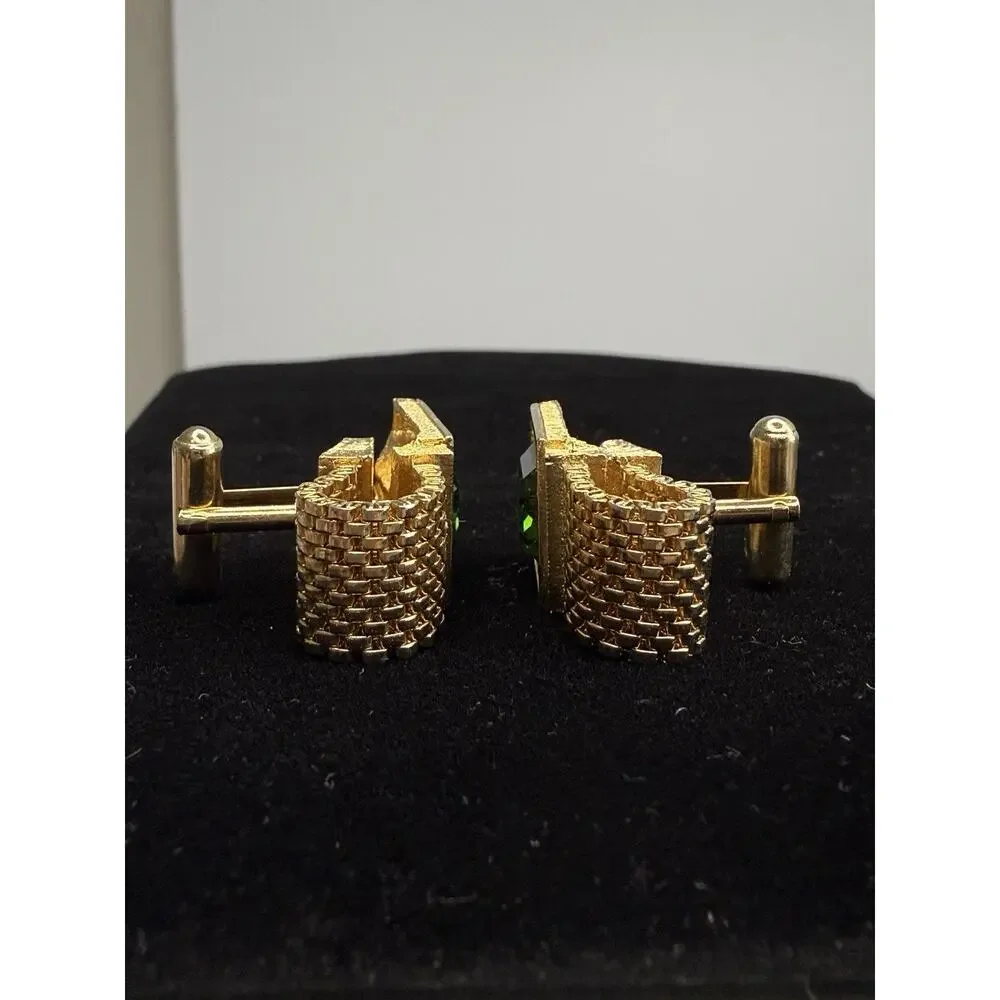 Vintage 1960's Swank Wrap Around Mesh Cufflinks Emerals Green Block Glass Stone
